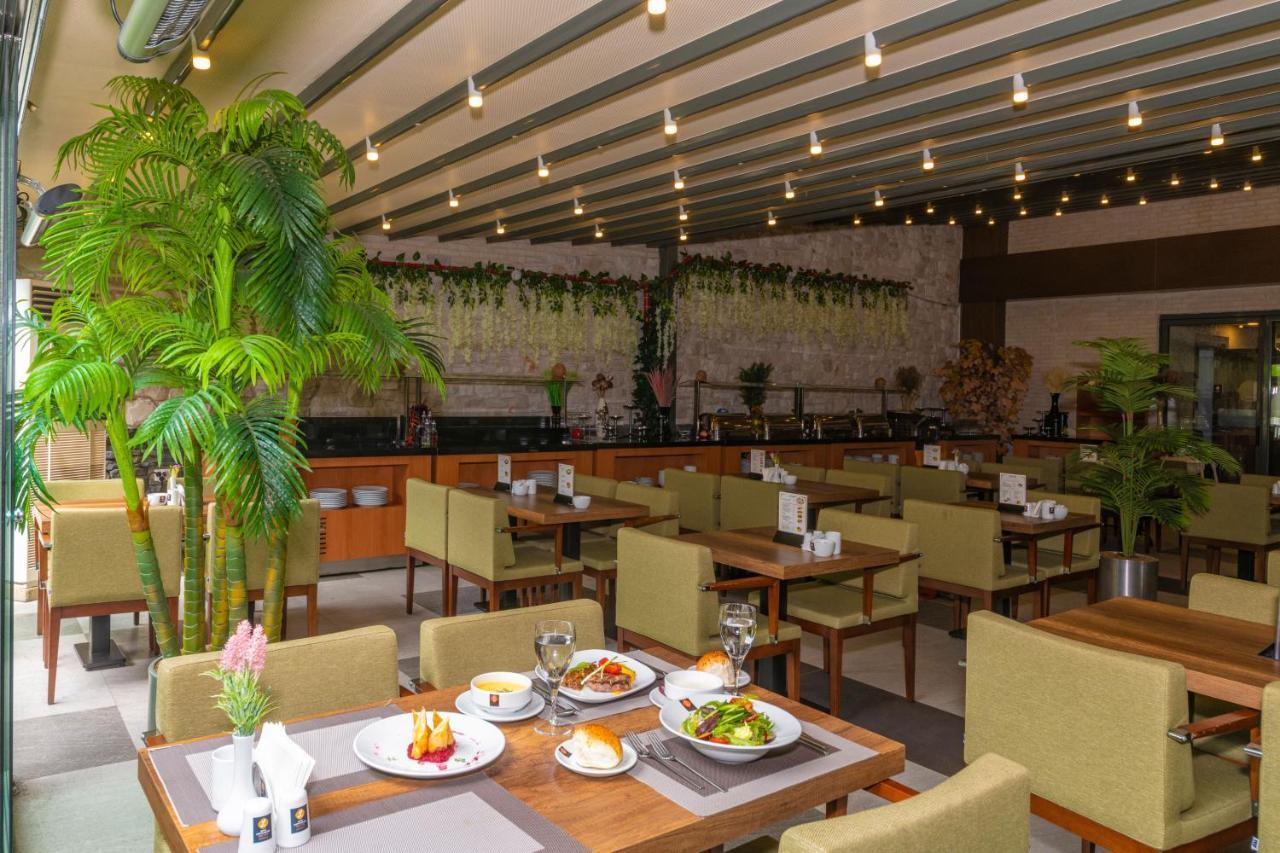 Land Park Hotel Estambul Exterior foto